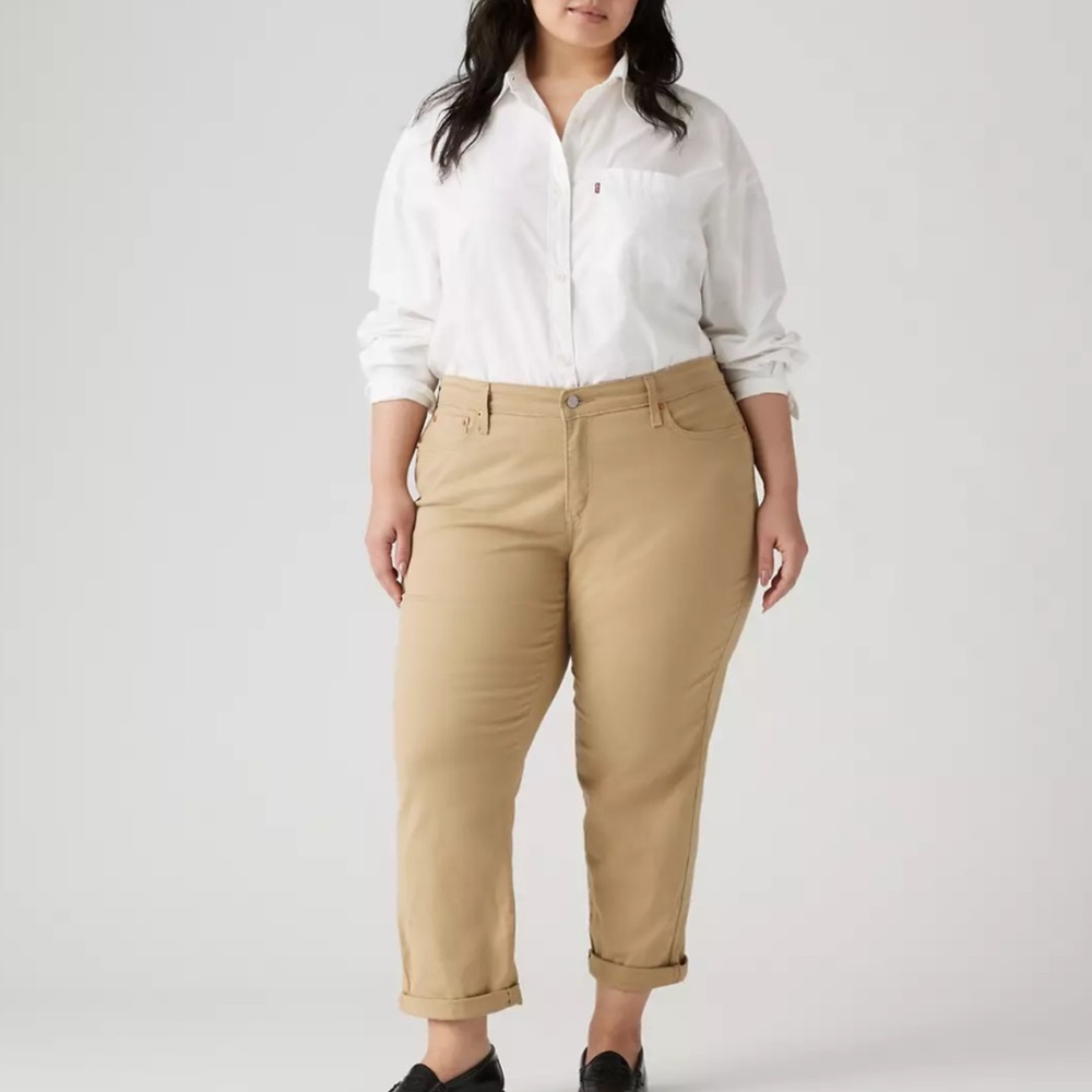 Levi's Boyfriend Beige/Khaki Chino Trousers
